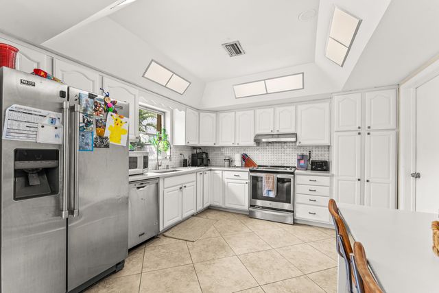 1270 SW 8th Street, Boca Raton, FL 33486