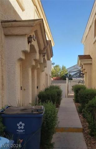 6425 EXTREME SHEAR Avenue 101, Henderson, NV 89011