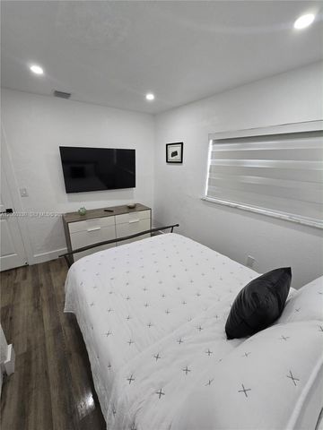1273 NW 24th Street, Miami, FL 33142