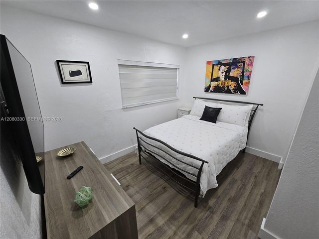 1273 NW 24th Street, Miami, FL 33142