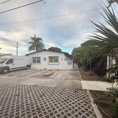 1273 NW 24th Street, Miami, FL 33142