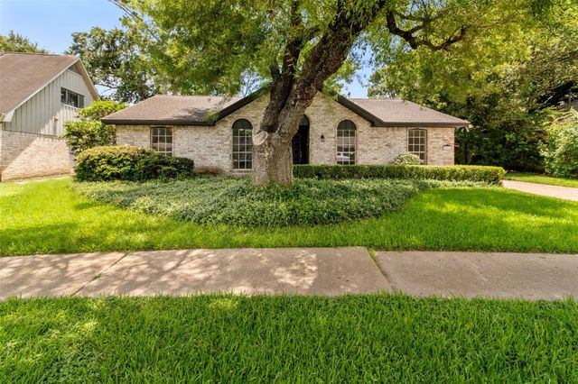 9211 Meaux Drive, Houston, TX 77031