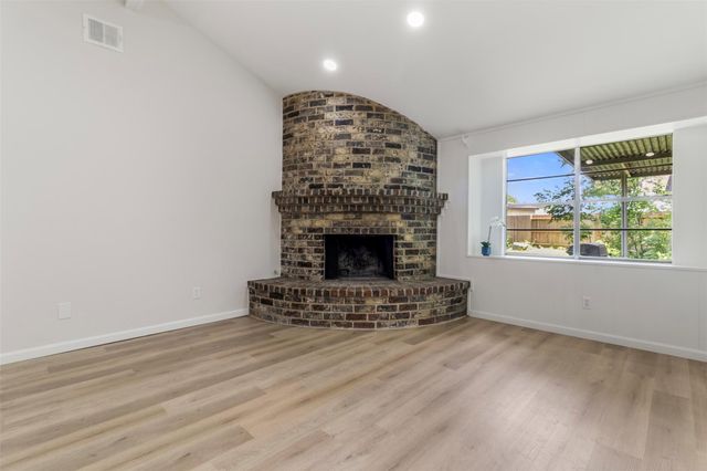 9211 Meaux Drive, Houston, TX 77031