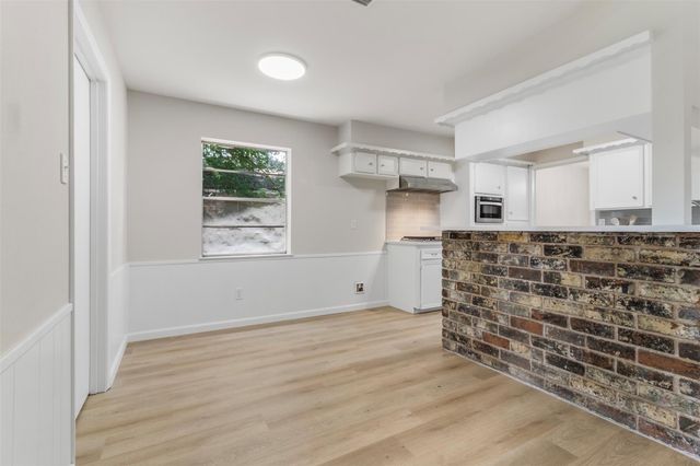 9211 Meaux Drive, Houston, TX 77031