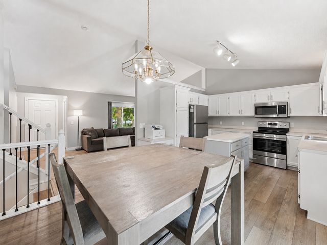10920 Xeon Street NW, Coon Rapids, MN 55433