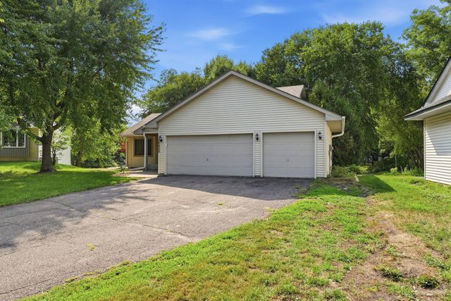 10920 Xeon Street NW, Coon Rapids, MN 55433