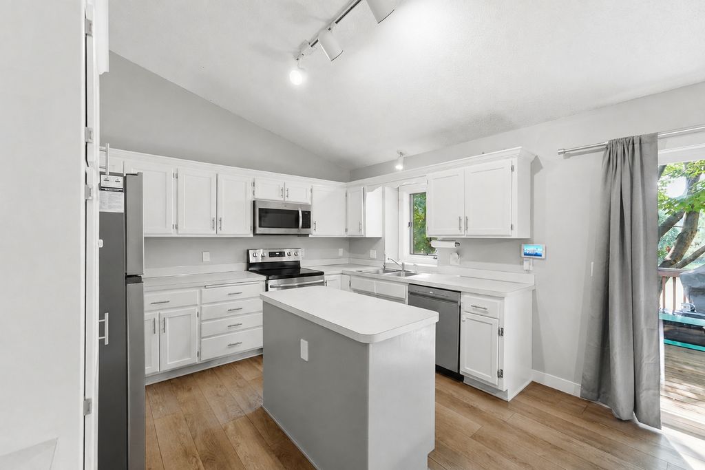 10920 Xeon Street NW, Coon Rapids, MN 55433 — photo 3