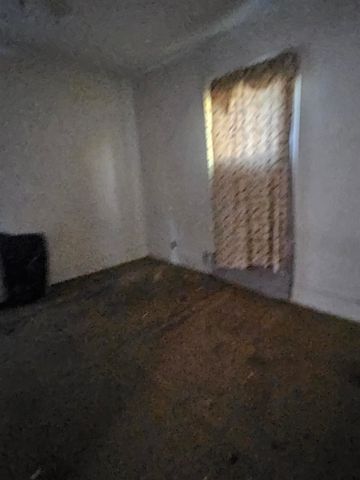 813 University Pl, Salina, KS 67401