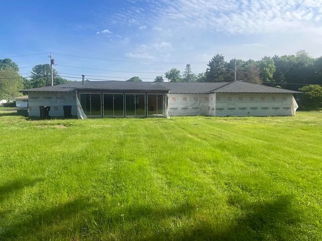 5 Richard Rd, Hingham, MA 02043