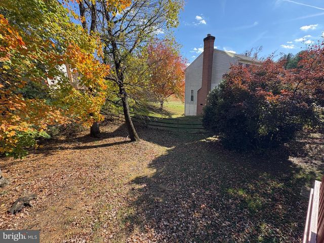 1503 DEER RUN CT, Bowie, MD 20721