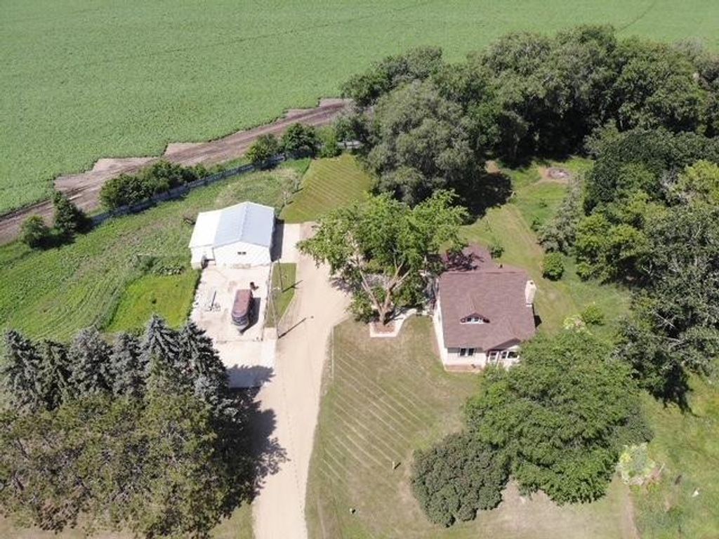31845 615th Avenue, Compton Twp, MN 56482