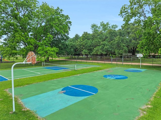 51 Corrigan Avenue, Shepherd, TX 77371