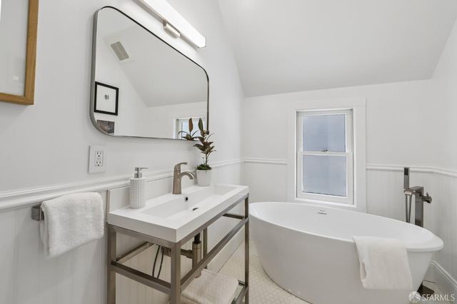 245 Harkness Avenue, San Francisco, CA 94134