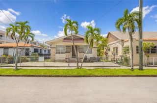 1468 SW 2nd St, Miami, FL 33135
