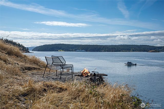 8256 Orcas Road, Orcas Island, WA 98245