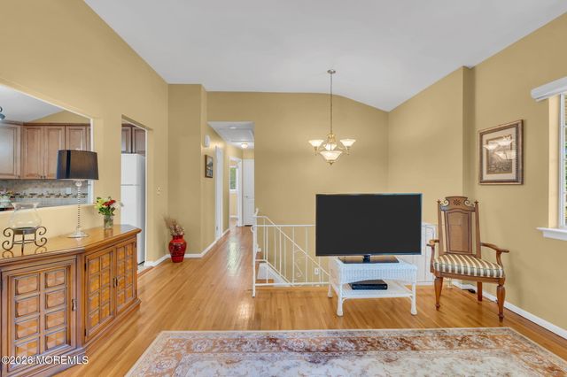 1069 Fairview Drive, Toms River, NJ 08753