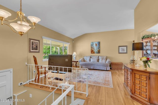 1069 Fairview Drive, Toms River, NJ 08753