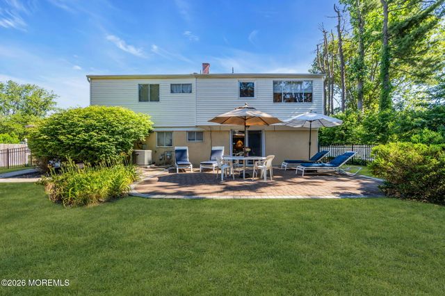 1069 Fairview Drive, Toms River, NJ 08753