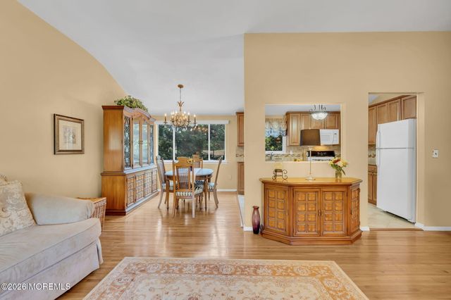 1069 Fairview Drive, Toms River, NJ 08753