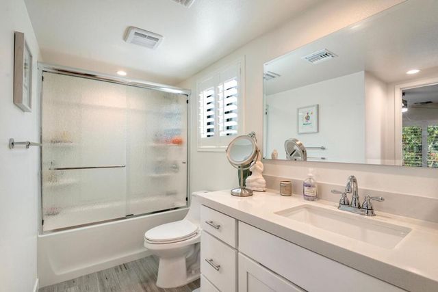 1725 N Via Miraleste 2121, Palm Springs, CA 92262