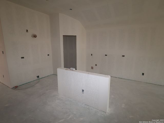 1156 Limestone Ridge, Seguin, TX 78155