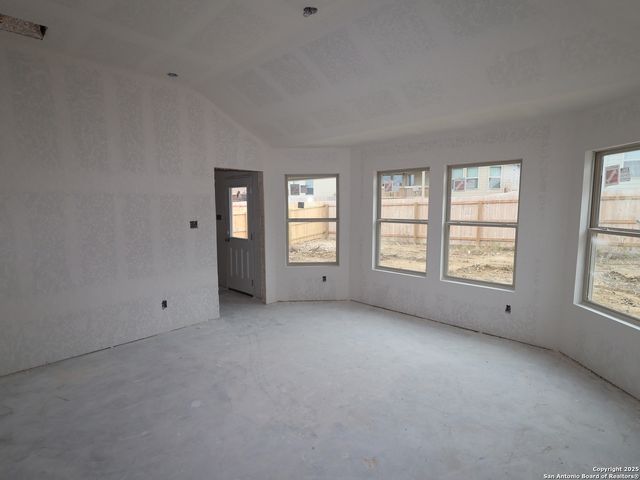 1156 Limestone Ridge, Seguin, TX 78155