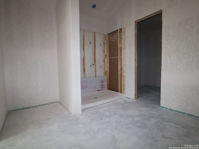 1156 Limestone Ridge, Seguin, TX 78155