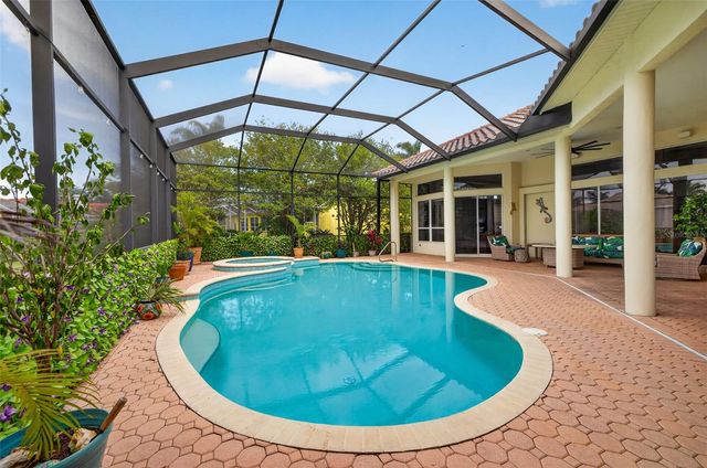 5909 SKIMMER POINT BOULEVARD S, Gulfport, FL 33707