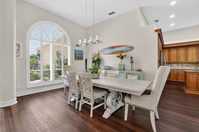 5909 SKIMMER POINT BOULEVARD S, Gulfport, FL 33707