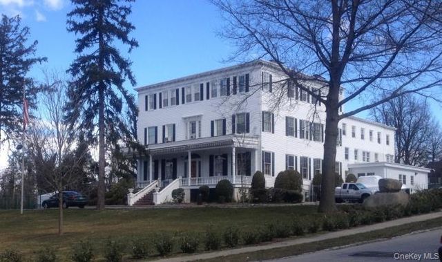 42-30 Douglaston Parkways 5K, Douglaston, NY 11363