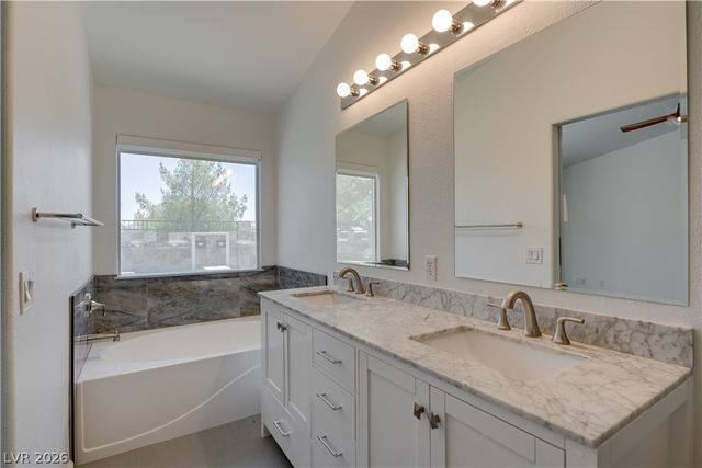 1030 Kings View Court, Henderson, NV 89002