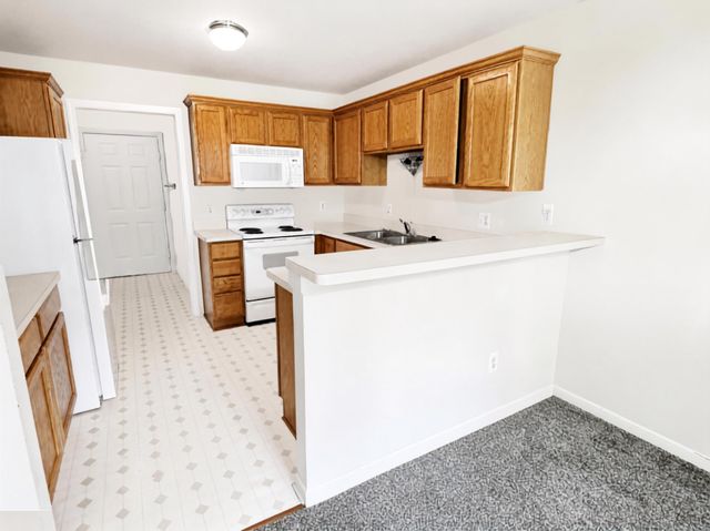 44443 Patricia Drive, Sterling Heights, MI 48314