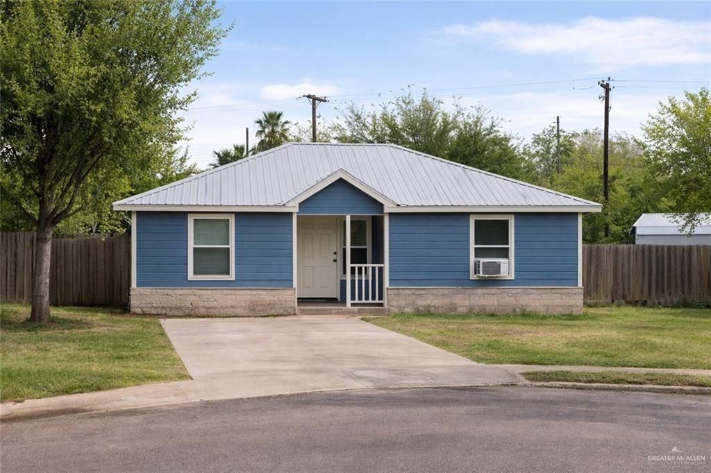 1308 S Kingsville Street, Alton, TX 78573