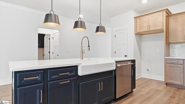 916 Hancy Court, Woodruff, SC 29388