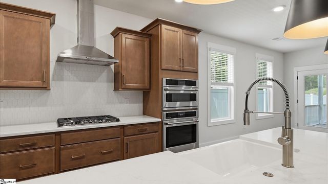 916 Hancy Court, Woodruff, SC 29388