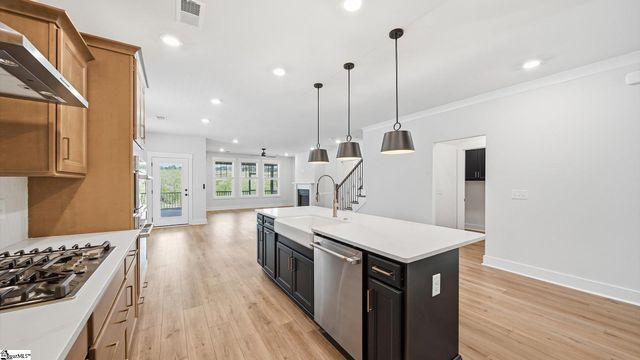 916 Hancy Court, Woodruff, SC 29388