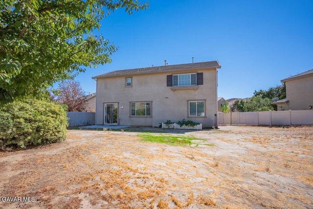 2415 Foxtail Drive, Palmdale, CA 93551