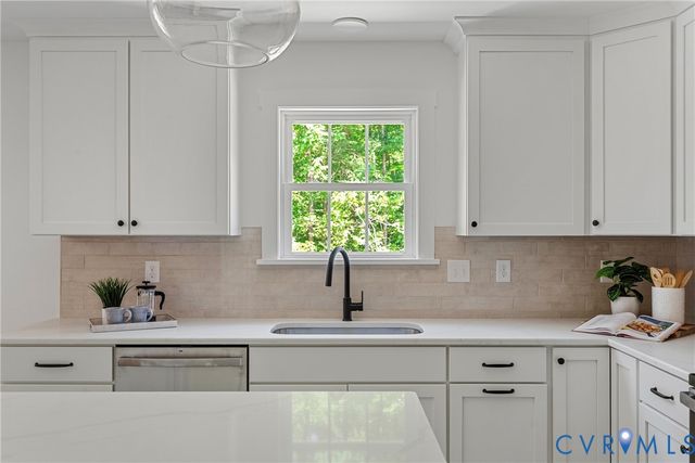 15650 Hebrides Dr, Chesterfield, VA 23838