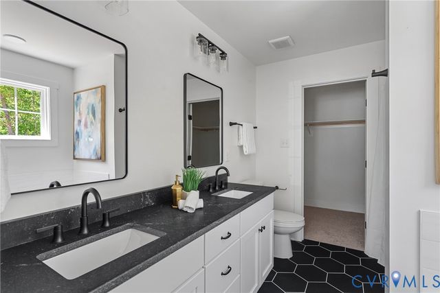 15650 Hebrides Dr, Chesterfield, VA 23838