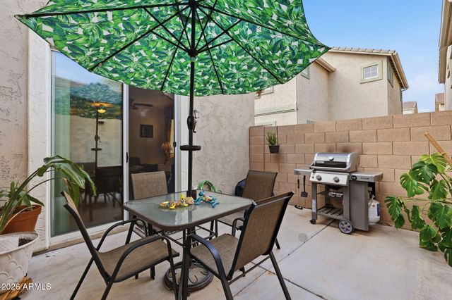 10222 E ISLETA Avenue, Mesa, AZ 85209