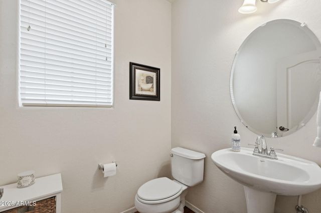 10222 E ISLETA Avenue, Mesa, AZ 85209