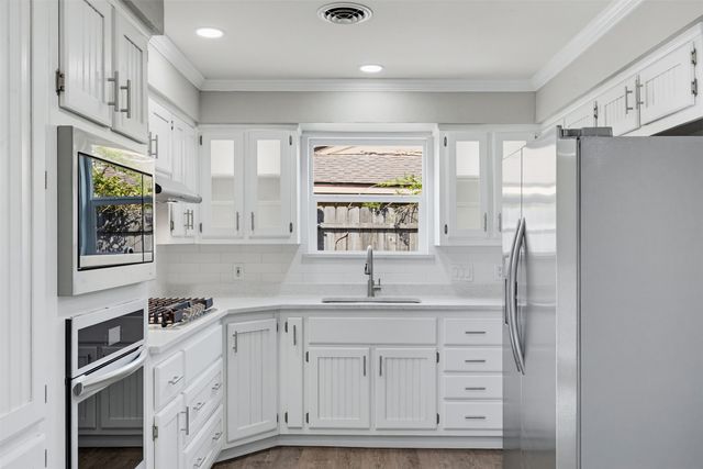 1312 E Mitchell Street, Arlington, TX 76010