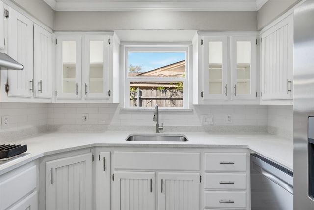 1312 E Mitchell Street, Arlington, TX 76010