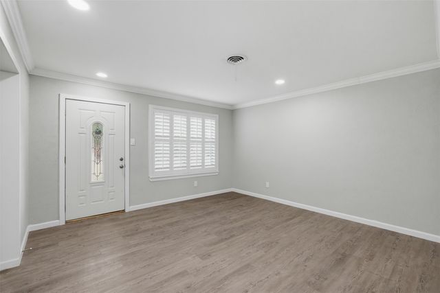 1312 E Mitchell Street, Arlington, TX 76010