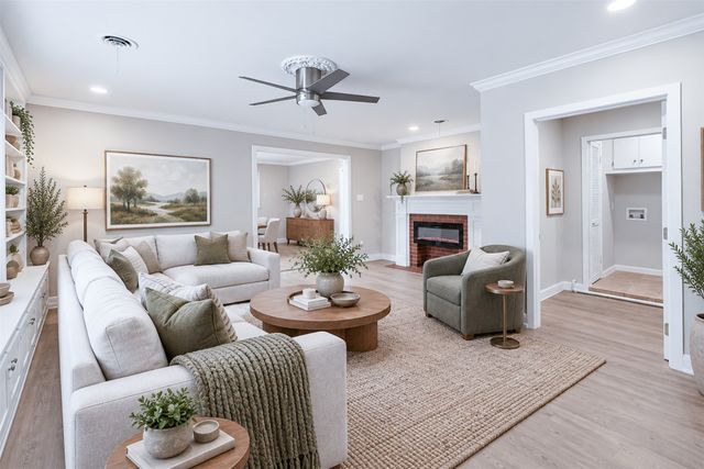 1312 E Mitchell Street, Arlington, TX 76010