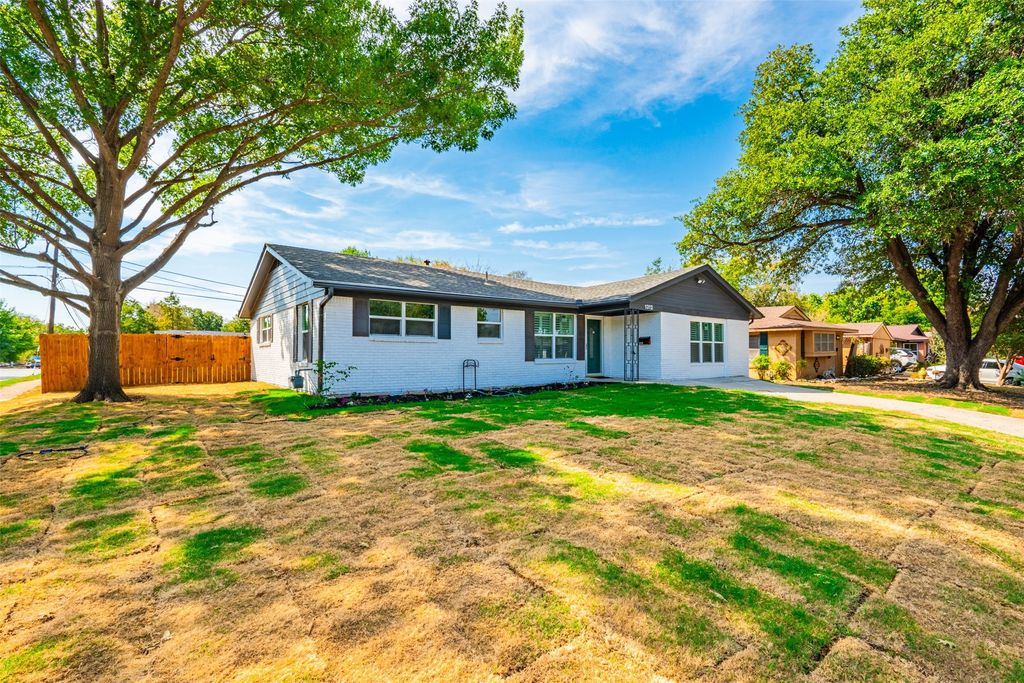 1312 E Mitchell Street, Arlington, TX 76010 — photo 5