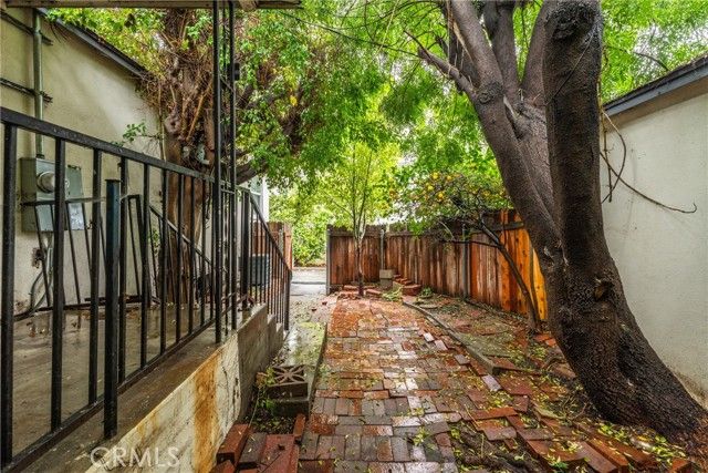 135 El Nido Avenue, Monrovia, CA 91016