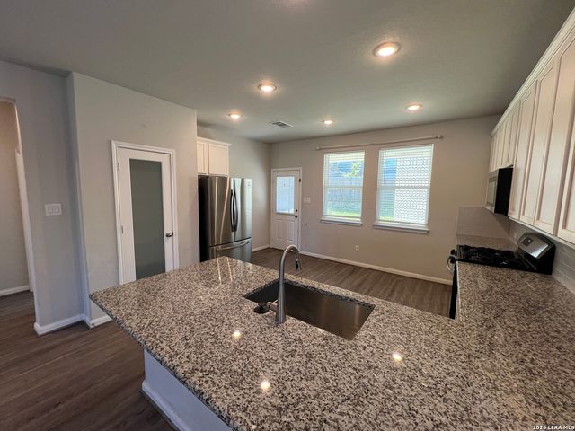9114 MCCOY PASS, Converse, TX 78109