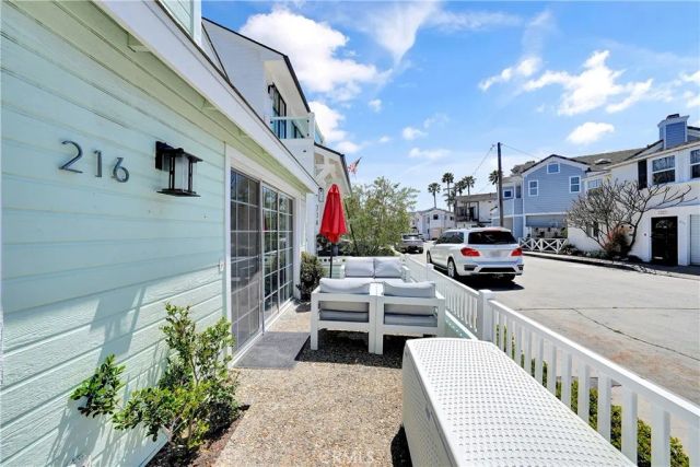 216 Collins, Newport Beach, CA 92662