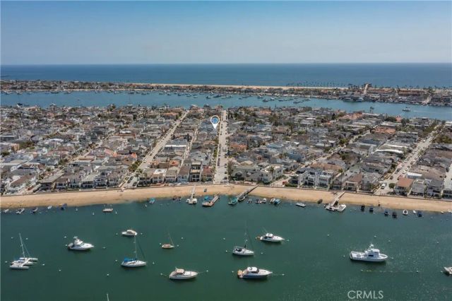 216 Collins, Newport Beach, CA 92662